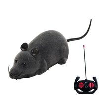 Remote Control Mouse Electronic Moving Toys For Cats Squeaky Mouse Cat Toy Battery Powered Mimics Motion